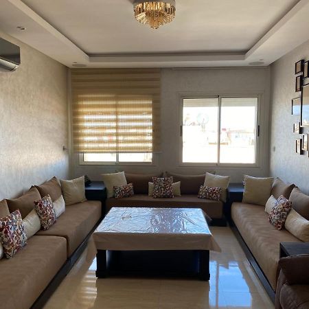 Magnifique Appart F3, Renove, Tres Bien Desservie Casablanca Buitenkant foto