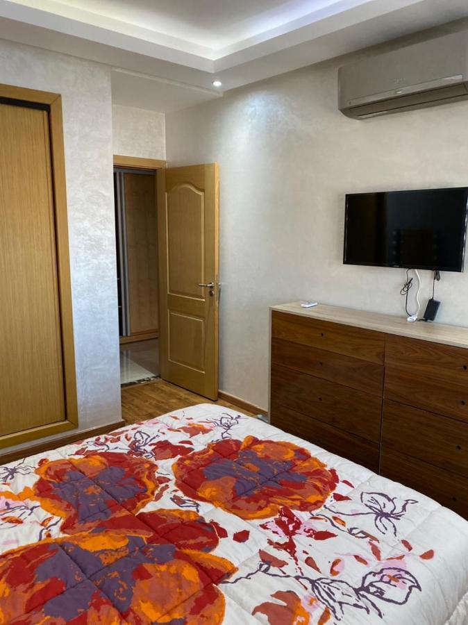 Magnifique Appart F3, Renove, Tres Bien Desservie Casablanca Buitenkant foto