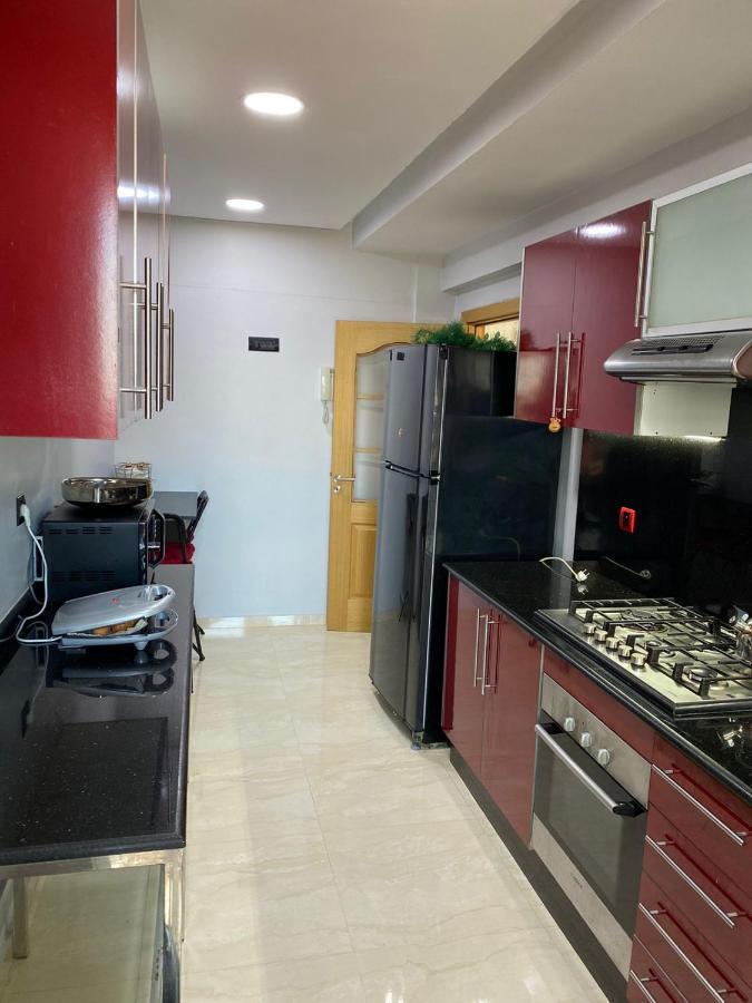 Magnifique Appart F3, Renove, Tres Bien Desservie Casablanca Buitenkant foto